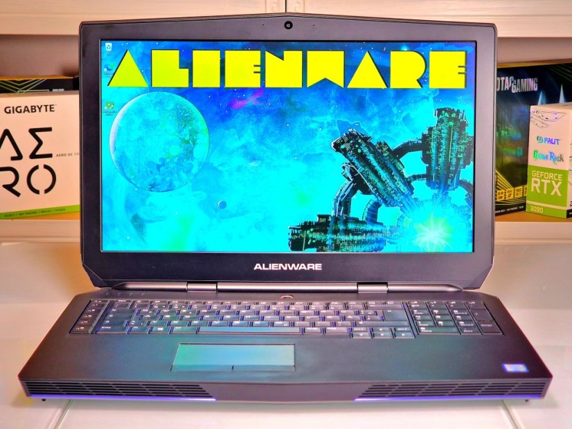 Gaming Laptop Dell Alienware 17 R3 Gebraucht - GARANTIE 12M | 17,3" FullHD | i7-6820HK | GTX 980 8GB | 16GB | 1000 SSD | WIN11