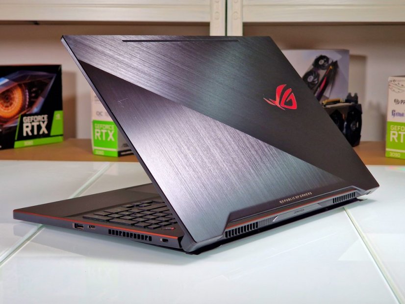 Gaming-Laptop ASUS Zephyrus M Gebraucht - GARANTIE 12M | 15,6" 144Hz FullHD | Intel Core i7-8750H | GTX 1070 8GB | 16GB RAM | 512 SSD | WIN11
