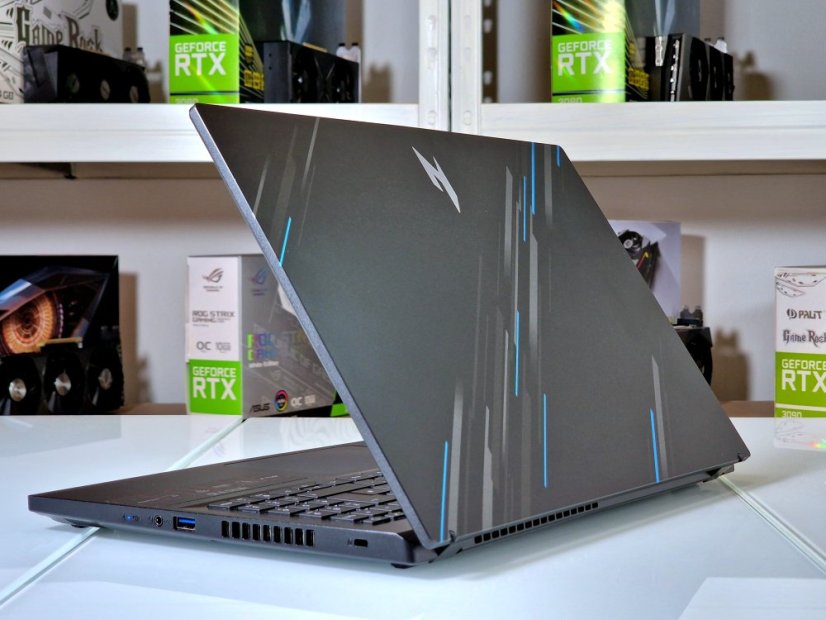 Gaming Laptop Acer Nitro V 15  - GARANTIE 12M | 15,6" 144Hz | Intel Core i5-13420H | RTX 2050 | 16 GB DDR5 | 1000 SSD | WIN11