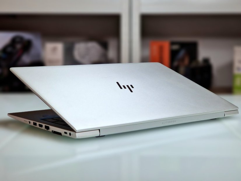 Notebook HP EliteBook 850 G5 Touch • ZÁRUKA 12M • 15,6 FHD • Intel Core i5-8650U • Intel UHD Graphics 620 • 16 GB • 256 SSD • WIN11