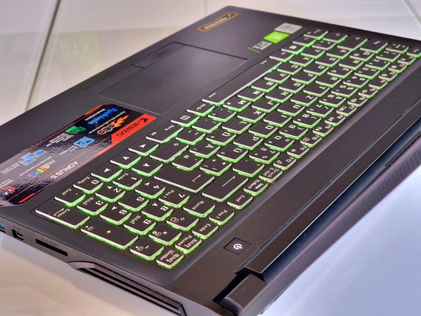 Herní notebook GIGABYTE AORUS 5KB • ZÁRUKA 12 • Intel Core i7-10750H • 16 GB • RTX 2060 6GB • 512 GB SSD • WIN11
