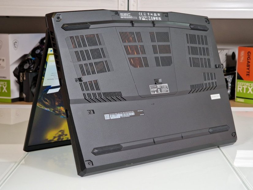 PC Portable Gaming MSI VECTOR GP66 - GARANTIE 12M | 15,6" QHD 165Hz | Intel Core i9-12900H | RTX 3070Ti 8Go | 16Go | 1000 SSD | WIN11