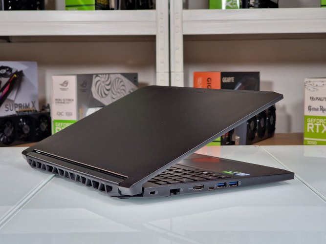Laptop do gier Concept D - GWARANCJA 12M | 15,6" 4K UHD | i7-9750H | GTX 1660Ti 6 GB | 16 GB | 1000 SSD | WIN11