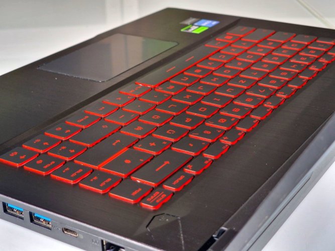 Laptop do gier MSI GF63 Thin – GWARANCJA 24M | 15,6" 144Hz | Intel Core i5-12450H | RTX 4050 6GB | 16GB | 512 SSD | WIN11
