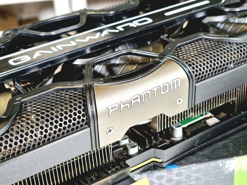 Grafikkarte GAINWARD NVIDIA RTX 3090 Phantom 24 GB "GS" Edition Gebraucht - GARANTIE 12M