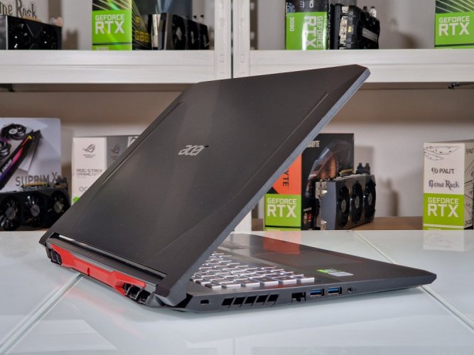 Herní notebook Acer Nitro 5 - ZÁRUKA 12M | 17,3" 120Hz | Intel Core 7-10750H | RTX 2060 6GB | 16GB | 1000 SSD | WIN11