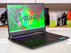 PC Portable Gamer GIGABYTE AORUS 15 - GARANTIE 12M | Intel Core i5-12500H | 16 Go | RTX 4060 8Go | 512 Go | WIN11