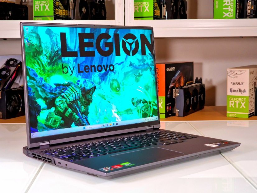 PC Portable Gamer avec carte graphique RTX 4070