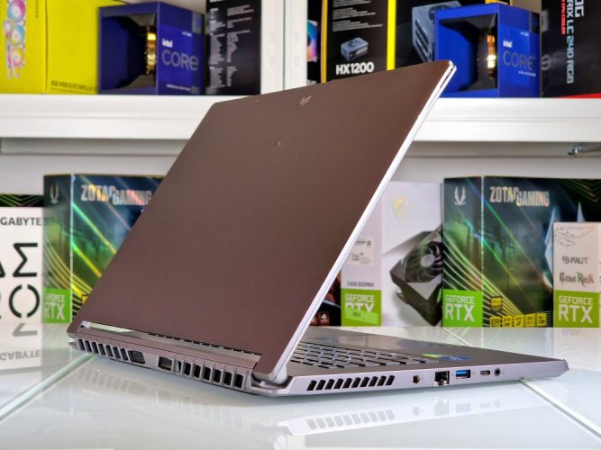 Herní notebook Acer Predator Triton 500 SE - ZÁRUKA 12M | 16" WQXGA 240Hz | Intel Core i7-12700H | RTX 3070 Ti  8GB | 16 GB DDR5 | 1TB SSD | WIN11