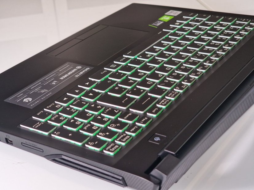 Gaming Laptop GIGABYTE G5 Gebraucht - GARANTIE 12M | 15,6" 144Hz | Intel Core i5-10500H | RTX 3060 6GB | 16GB | 512 SSD | WIN11