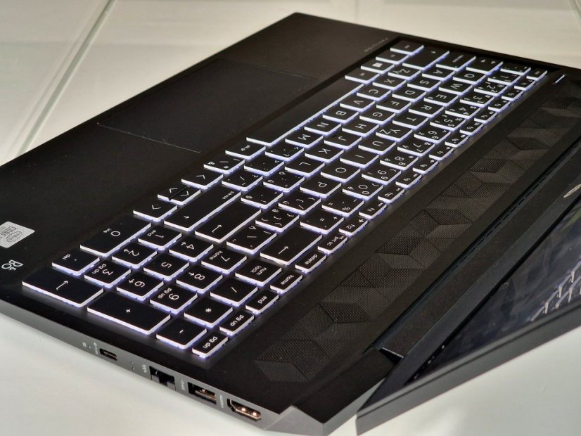 Herní notebook HP Pavilion Gaming 16 - ZÁRUKA 12M | 16,1" | Intel Core i5-10300H | GTX 1650 | 16 GB | 512 GB SSD