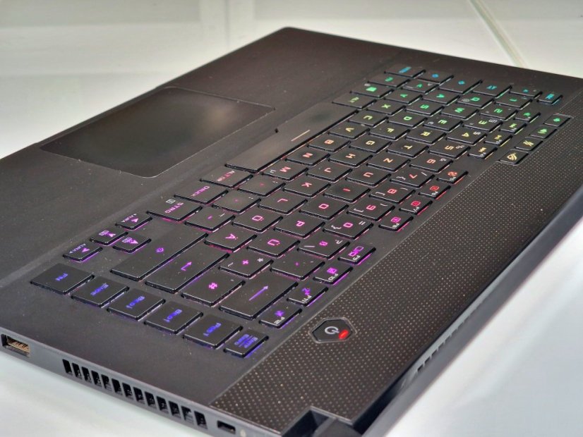 Gaming Laptop ASUS Zephyrus Refurbished - GARANTIE 12M | 15,6" 144Hz FullHD | Intel Core i7-9750H | GTX 1660Ti 6GB | 16GB RAM | 512 SSD | WIN11