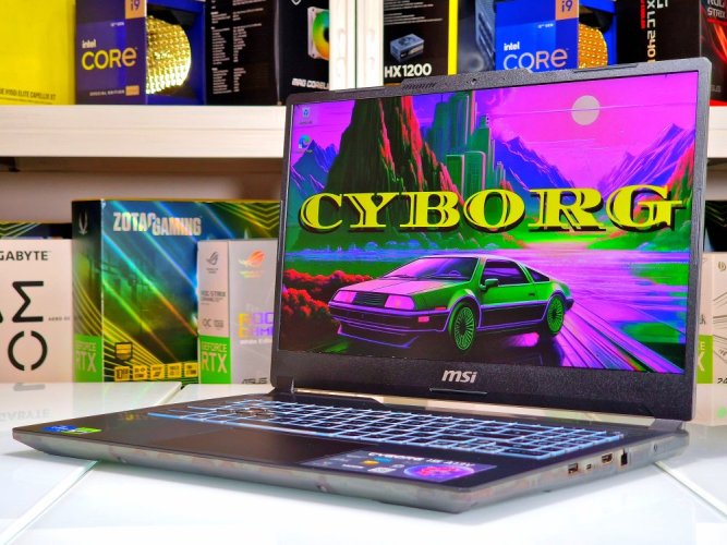 Gaming Laptop MSI Cyborg 15 A13V - GARANTIE 24M | 15,6" 144 Hz | Intel Core i5-13420H | RTX 4050 6GB | 16GB DDR5 | 512 SSD | WIN11