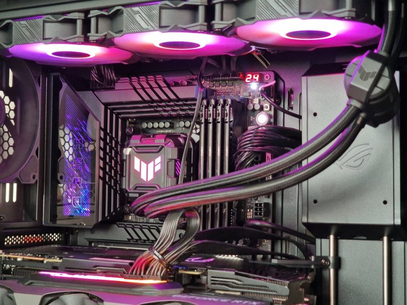 WORKSTATION AI LLM • ZÁRUKA 12M • Intel Core i9-13900F + WATER COOLING • 2x RTX 3090 24GB • 64 GB DDR5 • 2TB SSD • WIN11