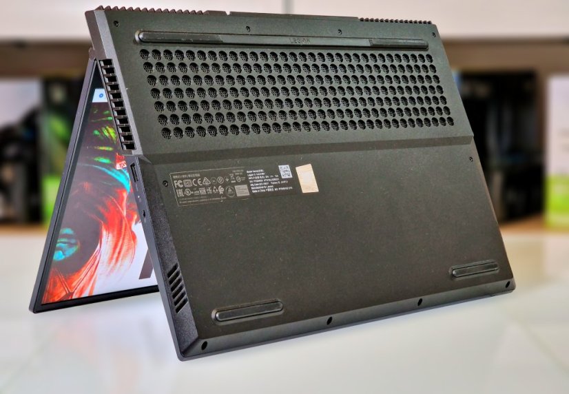 Gaming Laptop Lenovo Legion 5 • GARANTIE 12M • 17,3 144Hz • AMD Ryzen 5600H • RTX 3060 6GB • 16GB • 512 SSD • WIN11