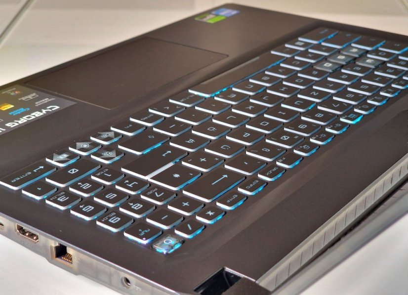Herní notebook MSI Cyborg 15 A13V • ZÁRUKA 24M • 15,6 144 Hz • Intel Core i5-13420H • RTX 4050 6GB • 16GB DDR5 • 512 SSD • WIN11