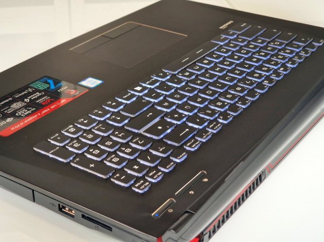 Herní notebook MSI GP72 Leopard - ZÁRUKA 12M | 17,3" 120Hz | Intel Core i7-7700HQ | GTX 1060 6GB | 16 GB | 256 SSD+1TB HDD | WIN11