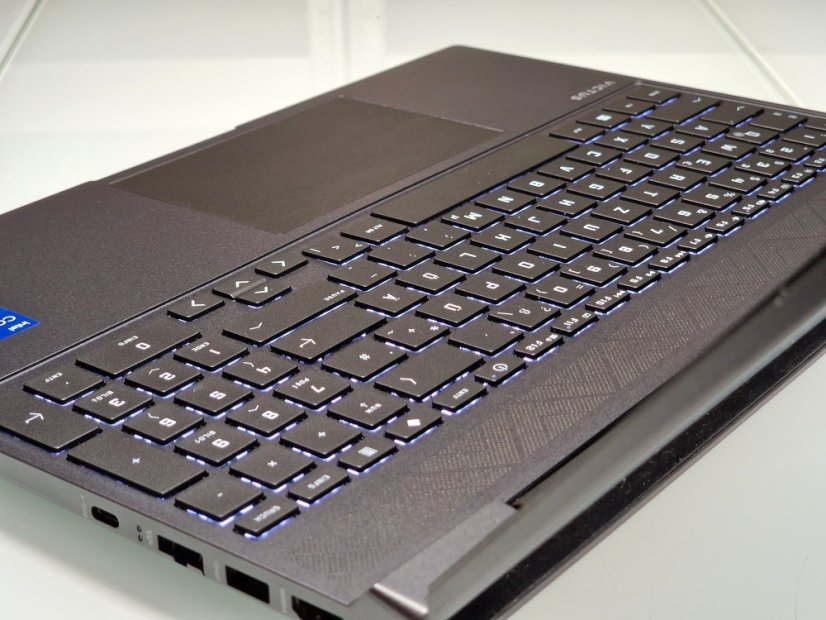 Gaming Laptop HP Victus 15 Gebraucht - GARANTIE 12M | 15,6" 144Hz | Intel Core i5-12500H |  RTX 4060 8GB | 16 GB | 512 SSD | WIN11