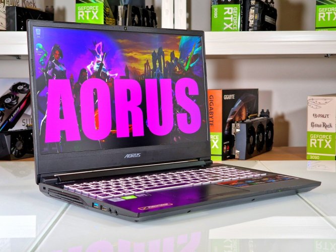 Gaming Laptop GIGABYTE AORUS 5KB - GARANTIE 12M | Intel Core i7-10750H | 16 GB | RTX 2060 6GB | 512 GB SSD | WIN11