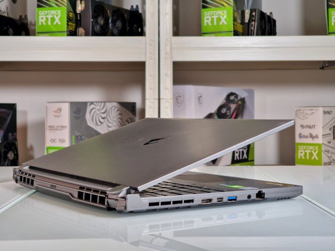 Herní notebook GIGABYTE AORUS 15 - ZÁRUKA 12M | 15,6" 144Hz | Intel Core i7-10750H | 16 GB | RTX 2070 8GB | 512 GB SSD | WIN11