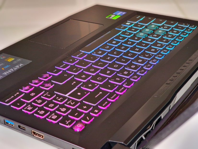 Gaming Laptop MSI KATANA 15 B13VGK • GARANTIE 12M • 15,6 144 Hz • Intel Core i7-13620H • RTX 4070 8GB • 16GB DDR5 • 1000 SSD • WIN11