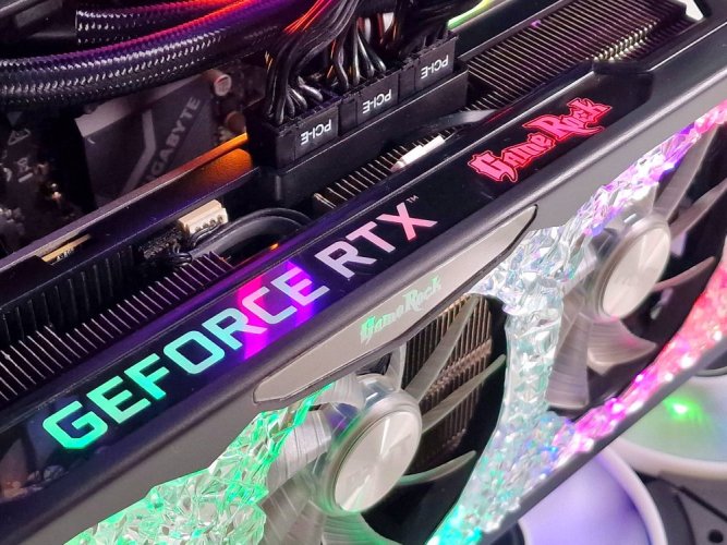 Herní PC compraider MINI RGB HIGH - ZÁRUKA 12M | Intel Core i7-12700+WATER COOLING | RTX 3090 24GB  | 32GB | 1000 SSD | WIN11