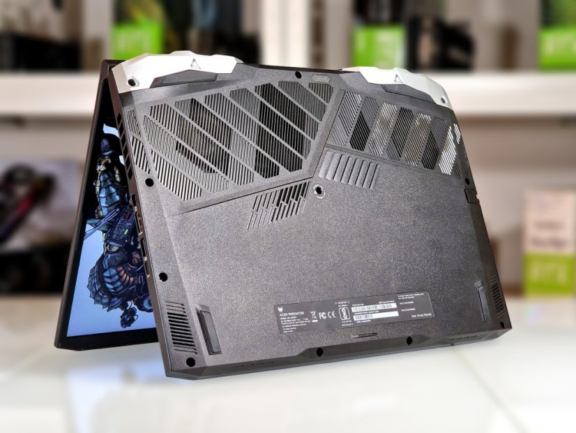 Herní notebook Acer Predator Helios 300 • ZÁRUKA 12M • 15,6 144Hz • Intel Core i7- 9750H • GTX 1660 Ti 6GB • 16GB • 512 SSD • WIN11