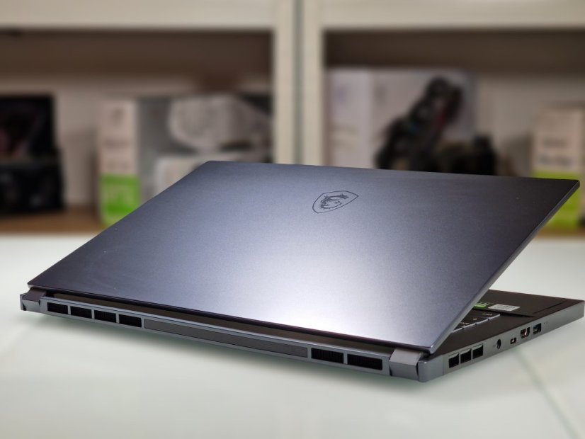 Herní notebook MSI Creator 15 • ZÁRUKA 12M • 15,6 4K UHD • Intel Core i7-10875H • RTX 2080 8GB • 32GB • 1000 SSD • WIN11