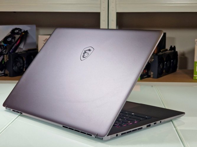 Herný notebook MSI Creator Z16 - ZÁRUKA 12M | 16" QHD 120Hz | Intel Core i7-11800H | RTX 3060 6GB | 16 GB | 512 SSD | WIN11