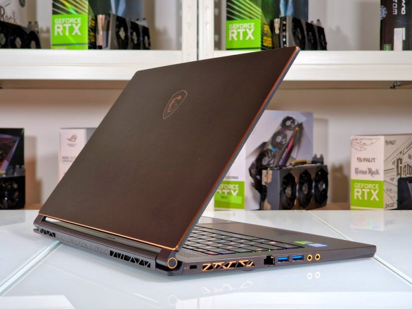 PC Portable Gamer MSI GS65 Stealth • GARANTIE 12M • 15,6 240Hz • Intel Core i7-9750H • 16Go • RTX 2060 6Go • 1 TB SSD • WIN11