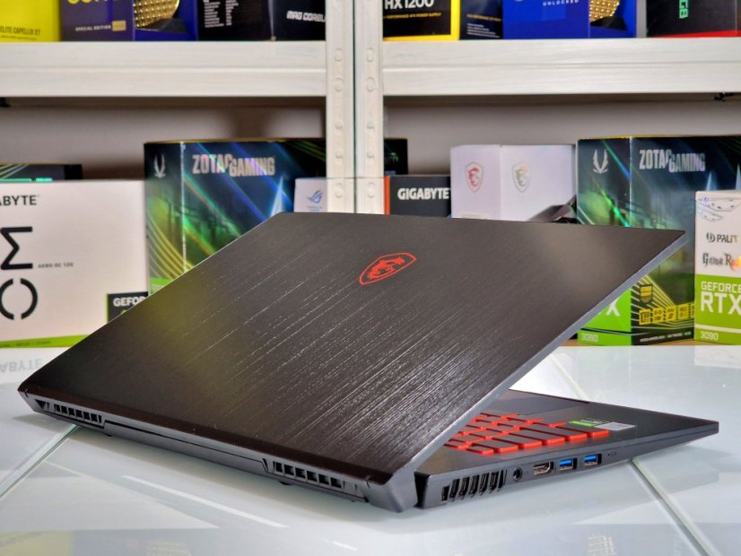 Gaming Laptop MSI GF75 Thin Gebraucht - GARANTIE 12M | 17,3" 144Hz | i5-10300H Comet Lake | GTX 1650 4GB | 16GB | 512 SSD | WIN11