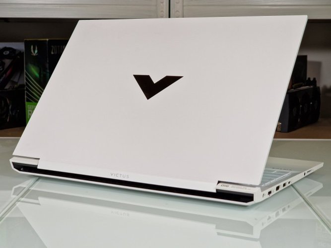 Herný notebook HP VICTUS 16 White - ZÁRUKA 12M | 16,1" 144 Hz | AMD RYZEN 5600H | 16GB | RX 5500 | 512 GB SSD