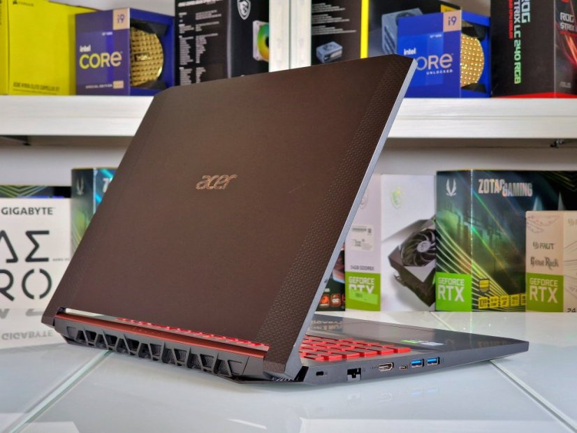 Herní notebook Acer Nitro 5 - ZÁRUKA 12M  | 17,3" 120Hz | i7-9750H | GTX 1660Ti 6GB | 16GB | 512 SSD | WIN11