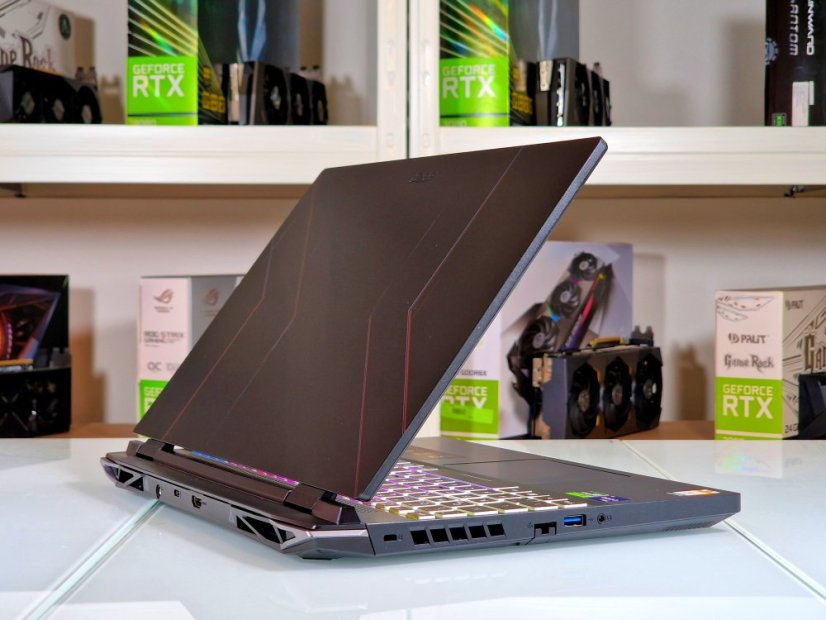 Gaming Laptop Acer Nitro 5 Refurbished - GARANTIE 12M | 17,3" FHD 144Hz | Intel Core i9-12900H | RTX 4060 8GB | 16 GB DDR5 | 1000 SSD | WIN11