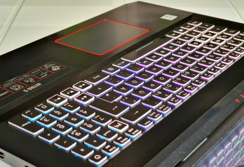 Herní notebook Acer Nitro 5 - ZÁRUKA 12M | 17,3" 120Hz | Intel Core i5-10300H | RTX 3060 6GB | 32GB | 512 GB SSD
