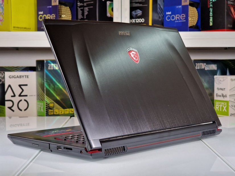 Herní notebook MSI Apache Pro GE72  - ZÁRUKA 12M | 17,3" Full HD | Intel Core i7-6700HQ | GTX 970M | 16 GB | 512 SSD + 1TB HDD | WIN11