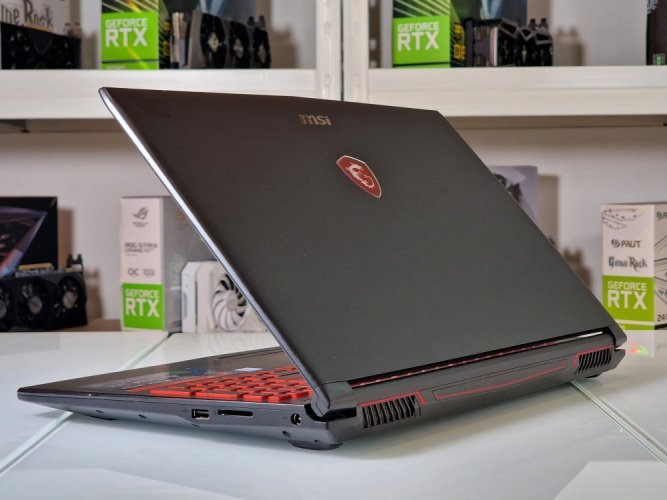 Gaming Laptop MSI GL62M - GARANTIE 12M | 15,6" | i5-7300HQ | GTX 1050 Ti 4GB | 16GB | 128 SSD + 1 TB HDD | WIN11