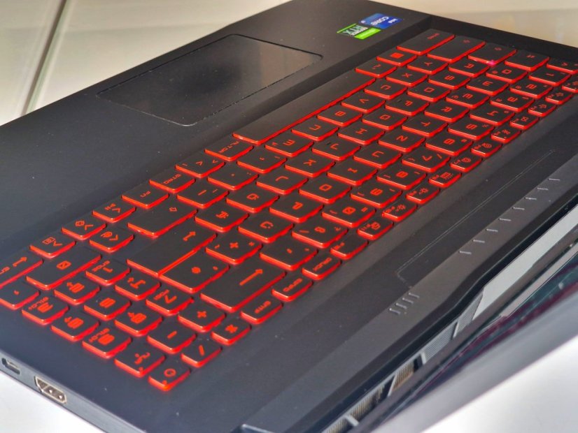 Gaming Laptop MSI Katana GF66 Refurbished - GARANTIE 12M | 15,6" 144Hz | Intel Core i7-11800H | 16 GB | RTX 3060 6GB | 512 GB SSD | WIN11