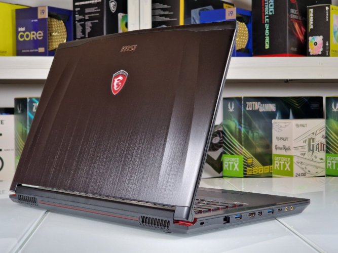 Herní notebook MSI Apache Pro GE72  - ZÁRUKA 12M | 17,3" Full HD | Intel Core i7-6700HQ | GTX 970M | 16 GB | 512 SSD + 1TB HDD | WIN11