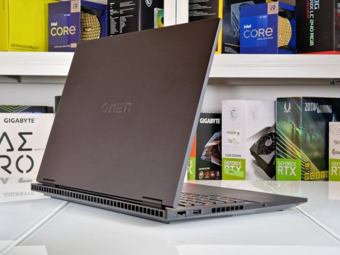 Gaming Laptop HP Omen 16 - GARANTIE 12M | 16,1" 144Hz | Intel Core i5-13420H Raptor Lake | RTX 4050 6GB | 16GB DDR5 | 512 SSD | WIN11