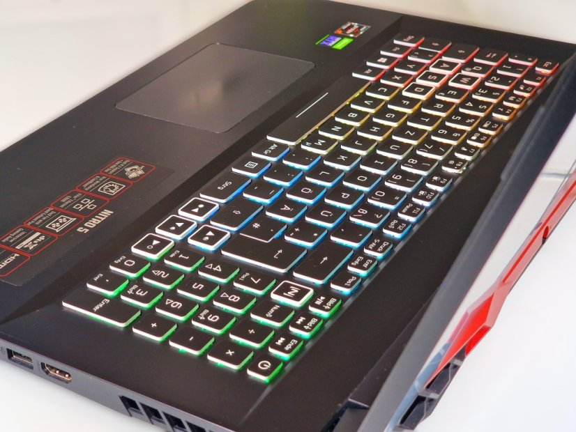 Gaming Laptop Acer Nitro 5 • GARANTIE12M • 17,3 144Hz • AMD Ryzen 7 5800H • RTX 3080 8GB • 32GB • 1TB SSD • WIN11