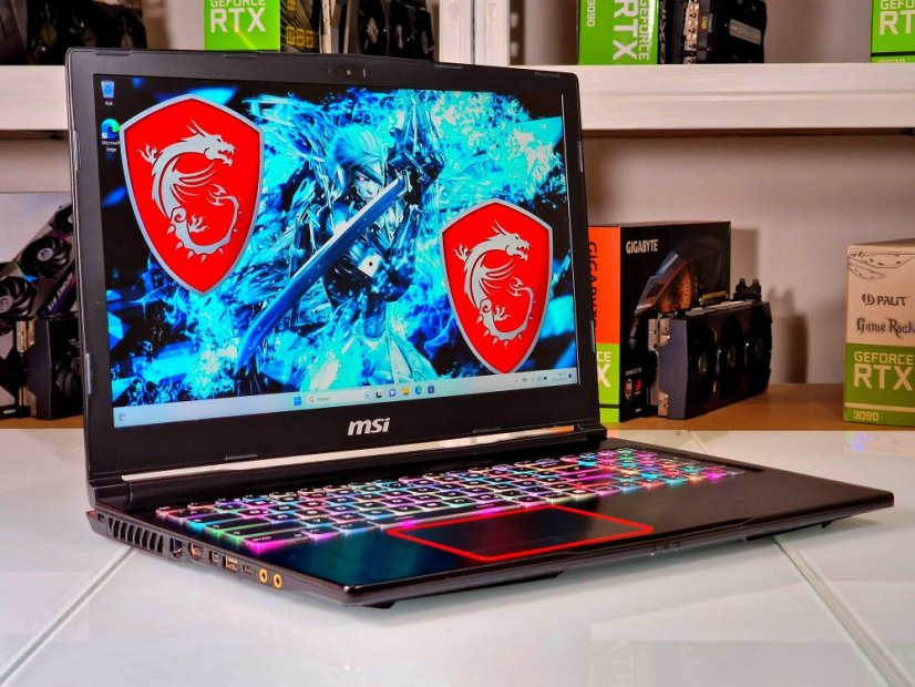 PC Portable Gaming MSI Raider GE63VR - GARANTIE 12M | 15,6" FullHD | Intel Core i7-7700HQ | GTX 1070 8Go | 16 Go | 256 SSD+1TB HDD | WIN11