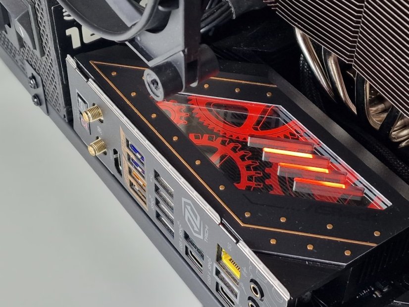 AI WORKSTATION DOUBLE 3090  • ZÁRUKA 12M • AMD Ryzen 9 9950X • 2x RTX 3090 24GB • 96 GB DDR5 • 2TB SSD • WIN11