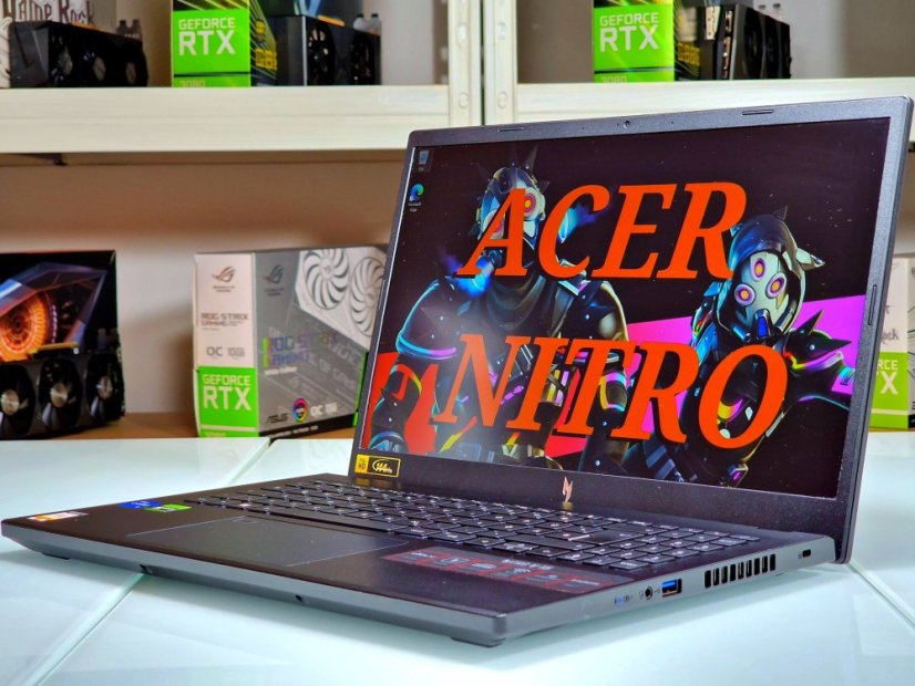 Gaming Laptop Acer Nitro V 15  - GARANTIE 12M | 15,6" 144Hz | Intel Core i5-13420H | RTX 2050 | 16 GB DDR5 | 1000 SSD | WIN11