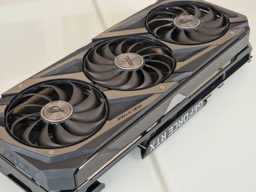 Carte graphique ASUS GeForce ROG STRIX RTX 3070 GAMING 8Go • GARANTIE 12M