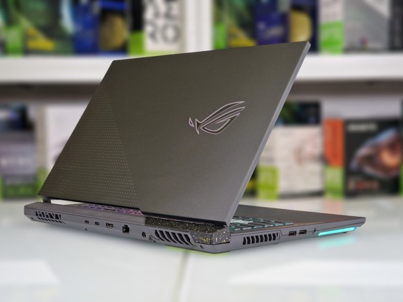 PC Portable Gamer ASUS RoG Strix G17 • GARANTIE 12M • 17,3 QHD 165Hz • AMD Ryzen 9 5900HX • RTX 3070 8GB • 16GB • 1000 SSD • WIN11