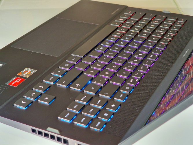 Herní notebook HP Omen 16 - ZÁRUKA 12M | 16,1" QHD 165Hz | AMD Ryzen 7 5800H | AMD RX 6600 8GB | 16GB | 1000 SSD | WIN11