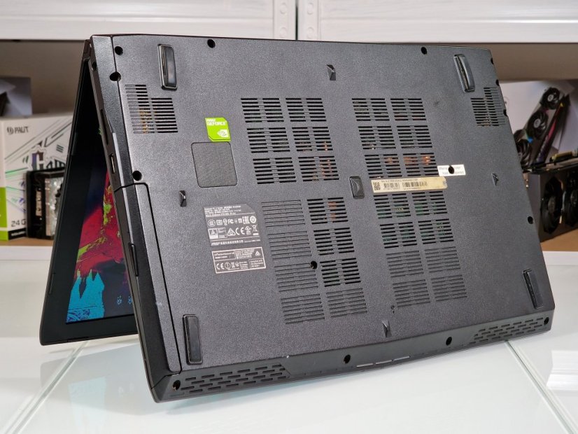 Herný notebook MSI GL62 - ZÁRUKA 12M | Intel Core i5-6300HQ | NVIDIA MX 940 | 16GB | 250 SSD