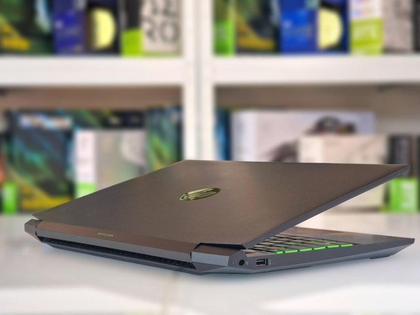 Herní notebook HP Gaming 15 • ZÁRUKA 12M • 15,6 144Hz • AMD Ryzen 7 4800H • GTX 1650 Ti • 16GB • 1000 SSD • WIN11