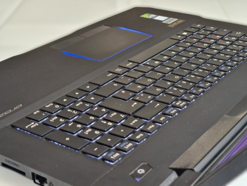 Herní notebook MEDION ERAZER X7851 • ZÁRUKA 12 • 17,3 FHD • Intel Core i5-7300HQ • 16GB • GTX 1060 6GB • 128 SSD + 1 TB HDD • WIN11